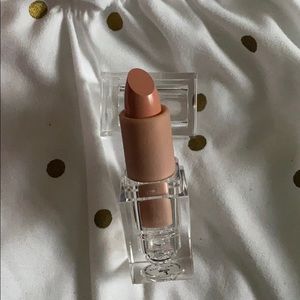 KKW BEAUTY LIPSTICK
